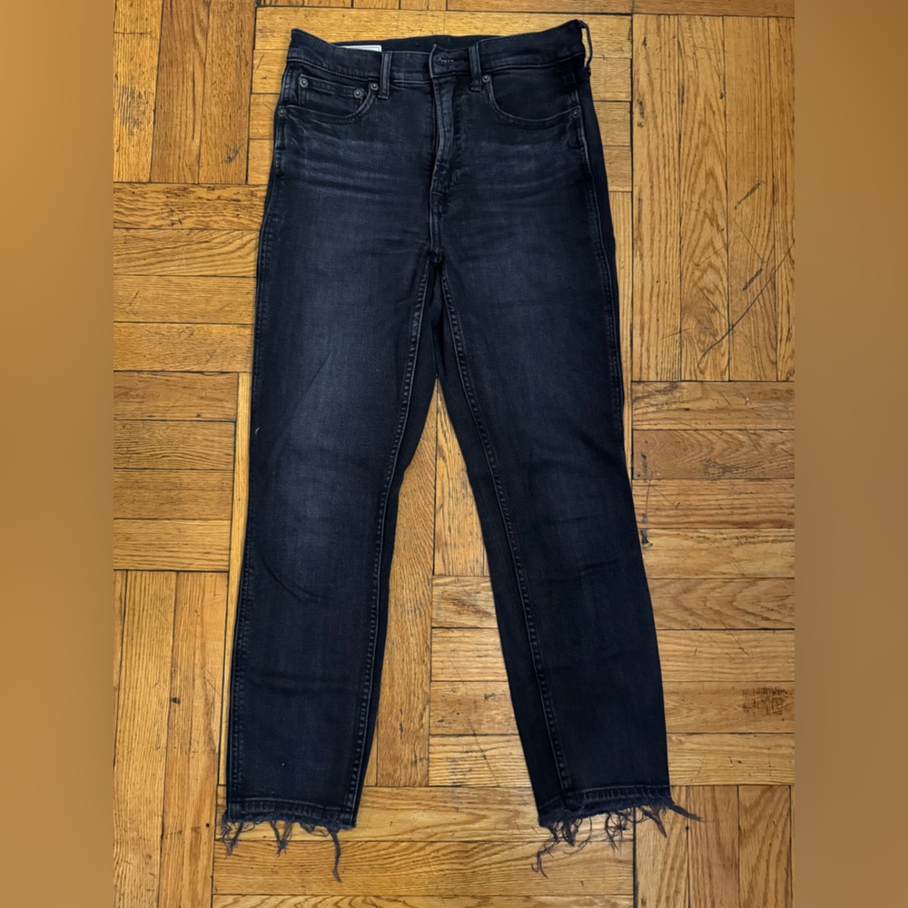 GAP high rise cigarette jeans size 4